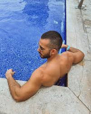 Víctor S.